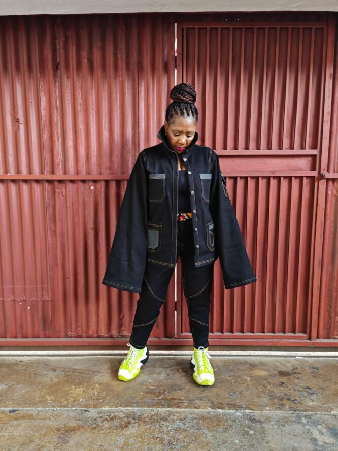 Mega Sleeve Velvet Denim Jacket - Image 3